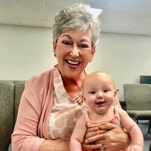 Meet your Posher, Cate